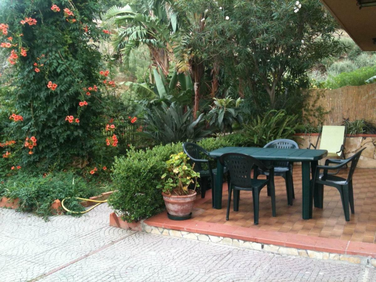 Green Villa Sand Beach Center Close Sea Veiw Cefalù Exterior foto